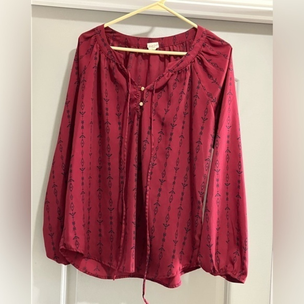 Ladies, pink owl, poets blouse